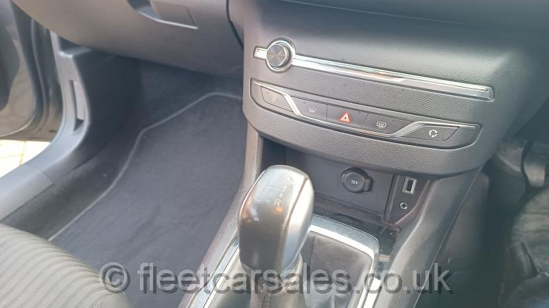 peugeot 308 usb