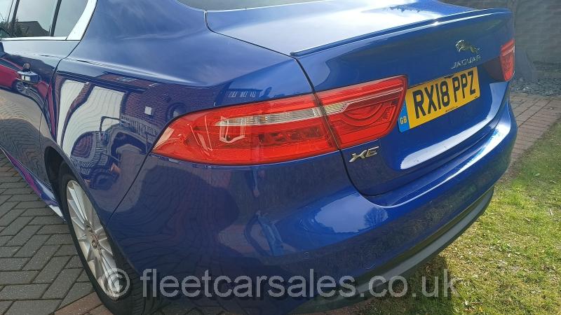 Jaguar XE R Sport 2.0 D caesium blue nsr