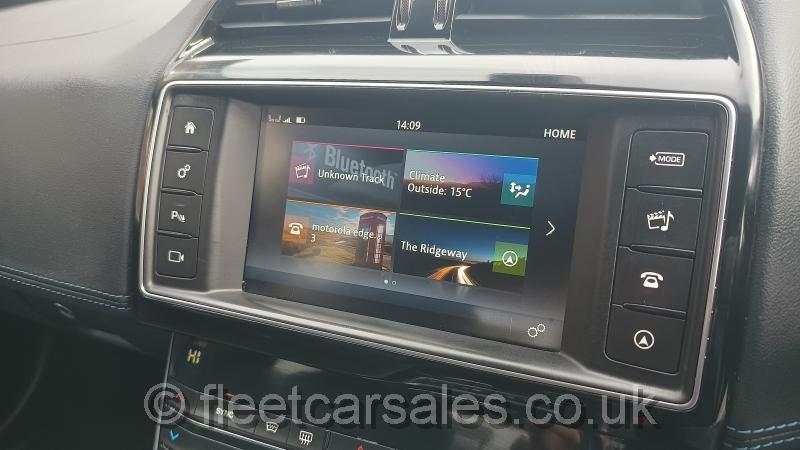 Jaguar XE R Sport 2.0 D media