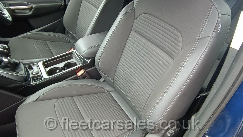 ford kuga titanium seat