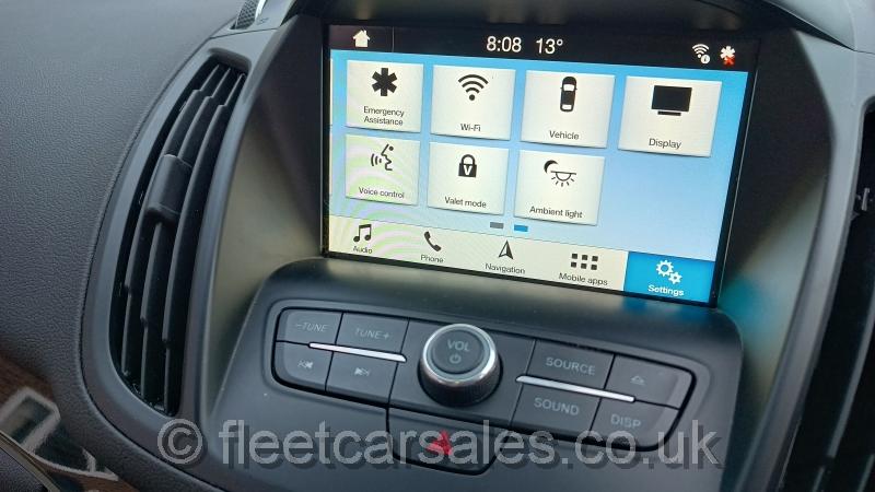 ford kuga titanium media apps