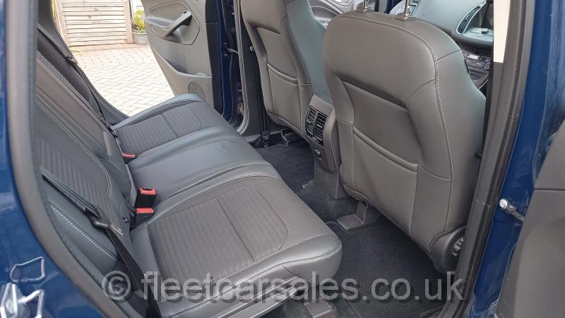 ford kuga titanium raer seats