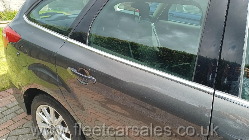 foucus titanium estate met grey