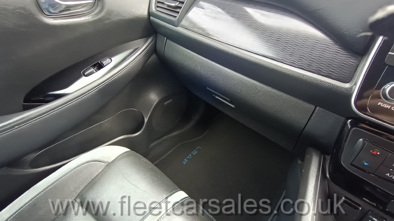 leaf tekna stockport fleet cars