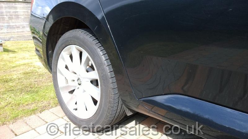 Skoda Superb 1.6 TDi SE Hatchback