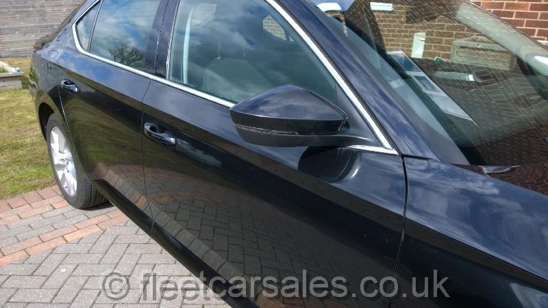 Skoda Superb 1.6 TDi SE Hatchback