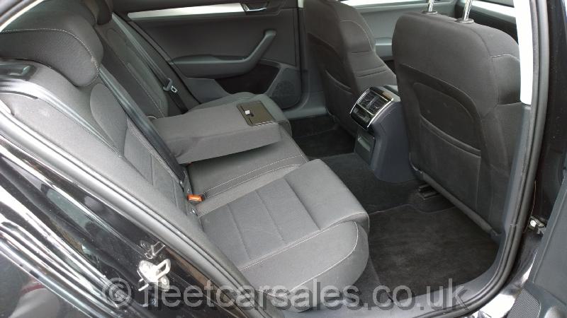 Skoda Superb 1.6 TDi SE Hatchback