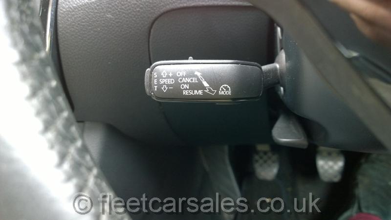 Skoda Superb 1.6 TDi SE Hatchback