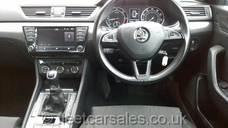 Skoda Superb 1.6 TDi SE Hatchback