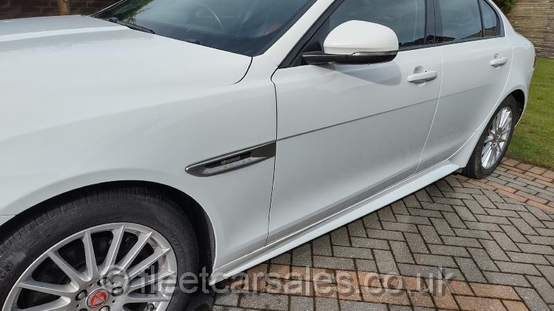 jaguar xe 2.0 d sport r white